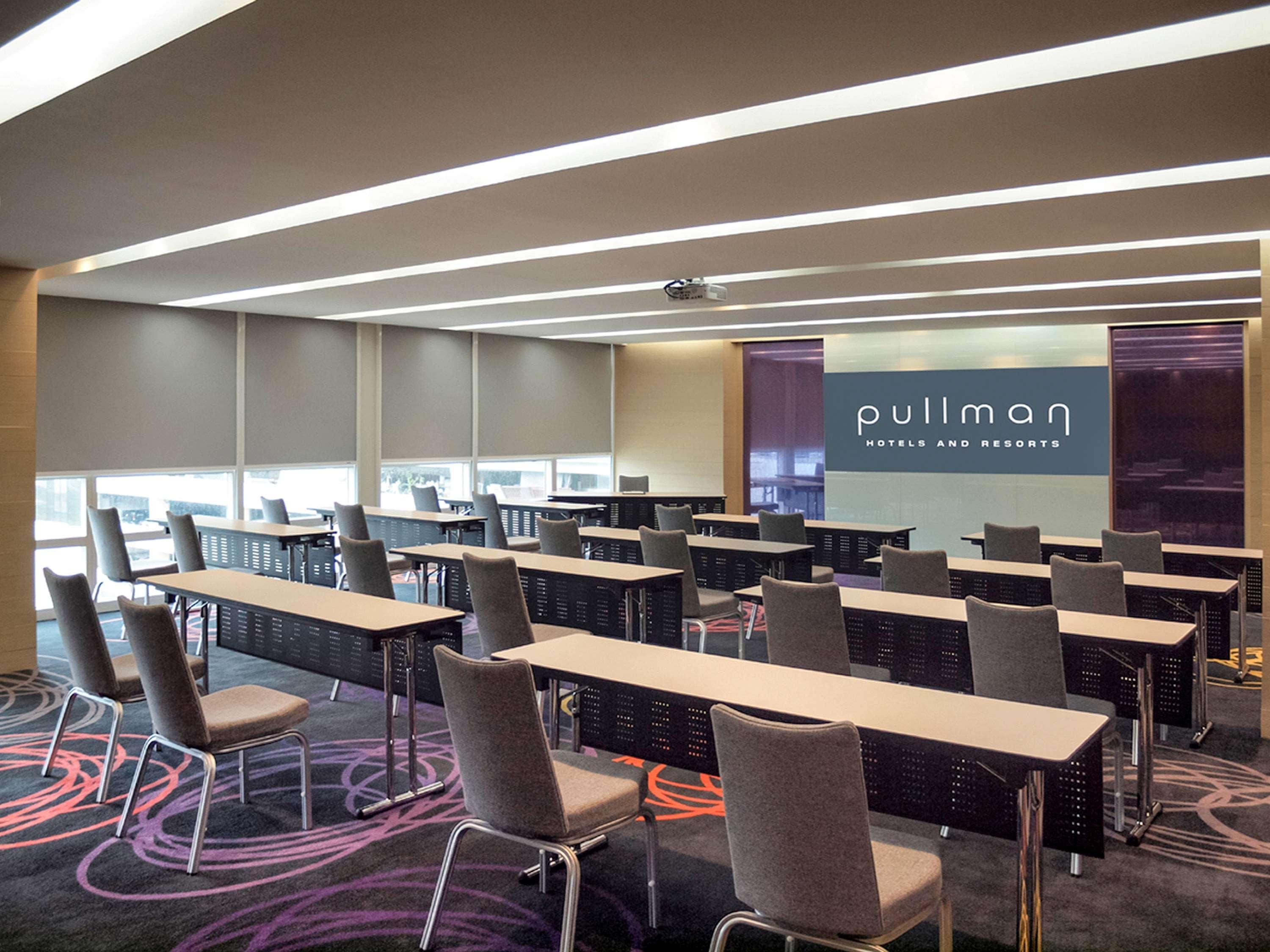 Hotel Pullman Bangkok King Power Exteriér fotografie A meeting room at Pullman Hotel, Kuala Lumpur