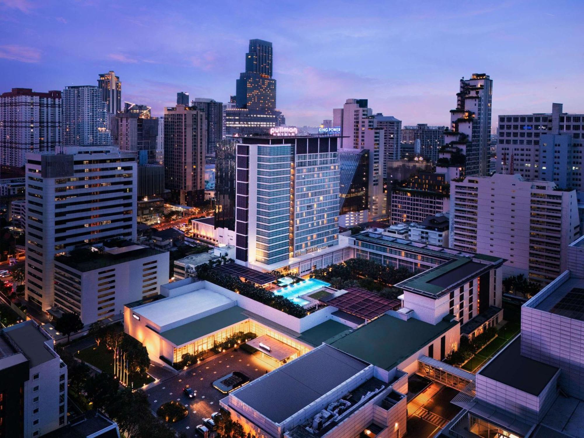 Hotel Pullman Bangkok King Power Exteriér fotografie The hotel in 2015