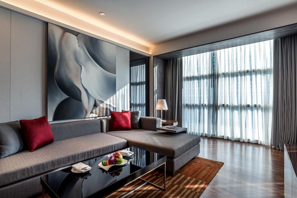 Hotel Pullman Bangkok King Power Exteriér fotografie Living room of a suite